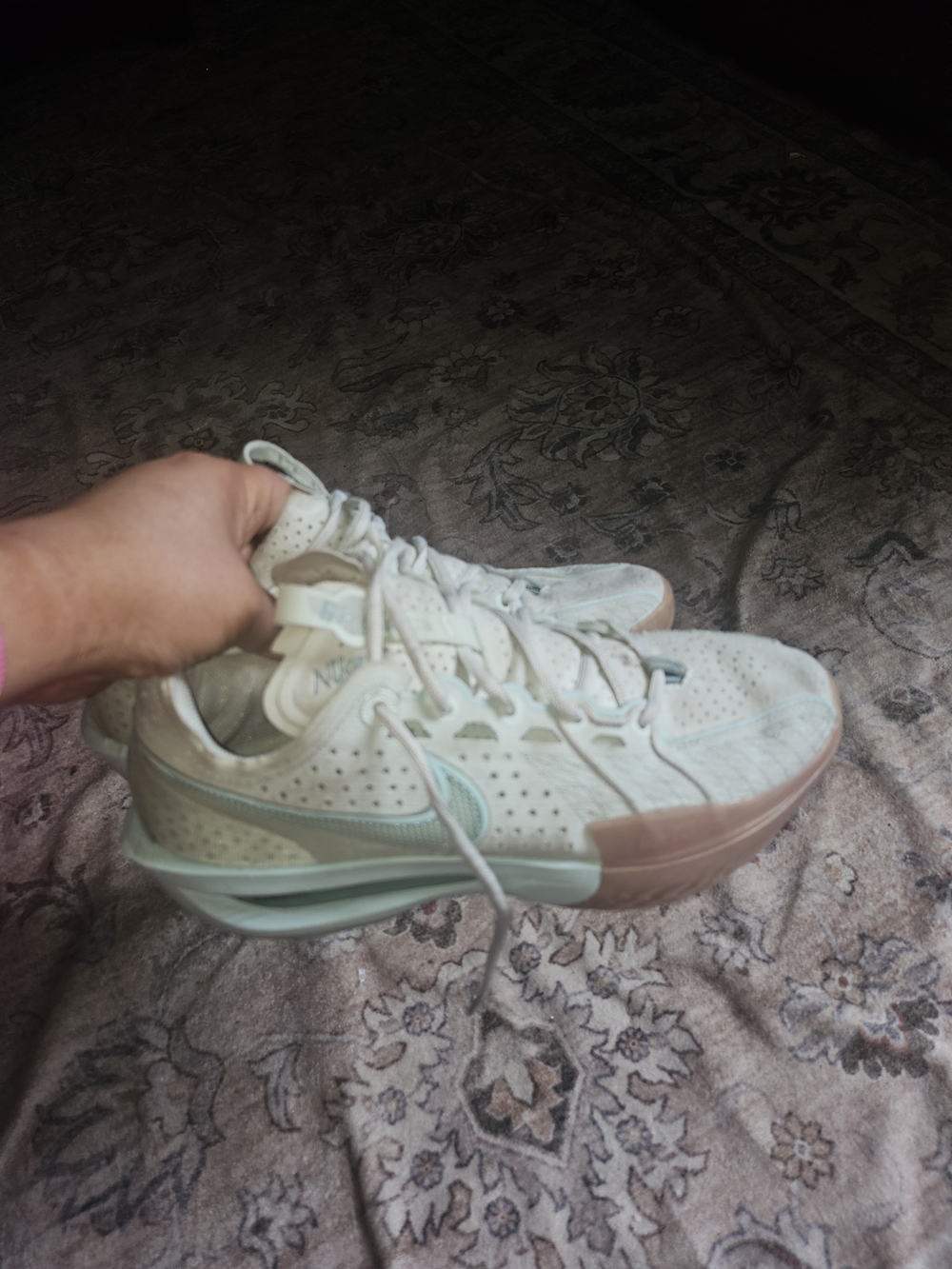 Nike Women's Light Green Athletic Sneakers
